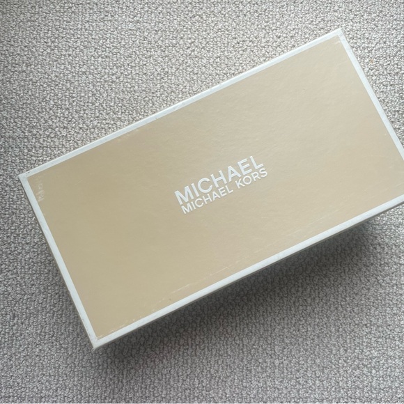 Michael Kors Kiera Velvet Ballet Flats Size 7 Black Silver Front Bow Women EUC - Picture 12 of 13